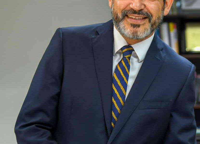 Carlos Natarén se reelegirá como rector de la UNACH